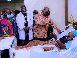 felix-tshisekedi-rend-visite-a-un-motard